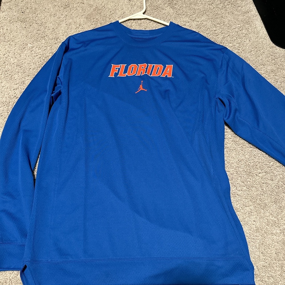 Florida Gators Jordan long sleeve. Medium